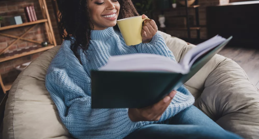 Cold Weather Essentials For a Cozier January Winter