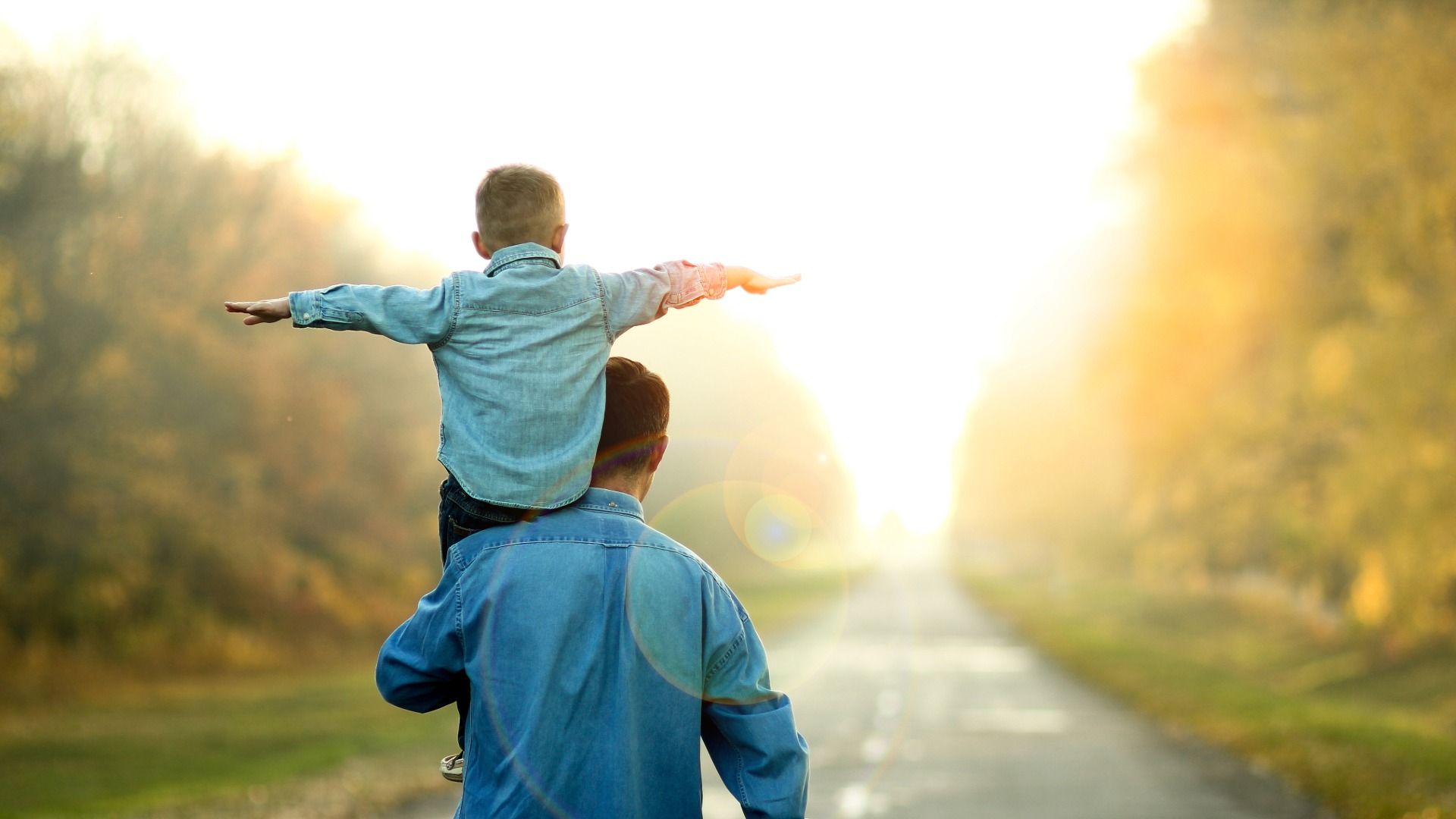 4 Father’s Day Gifts That Work as Hard as He Does