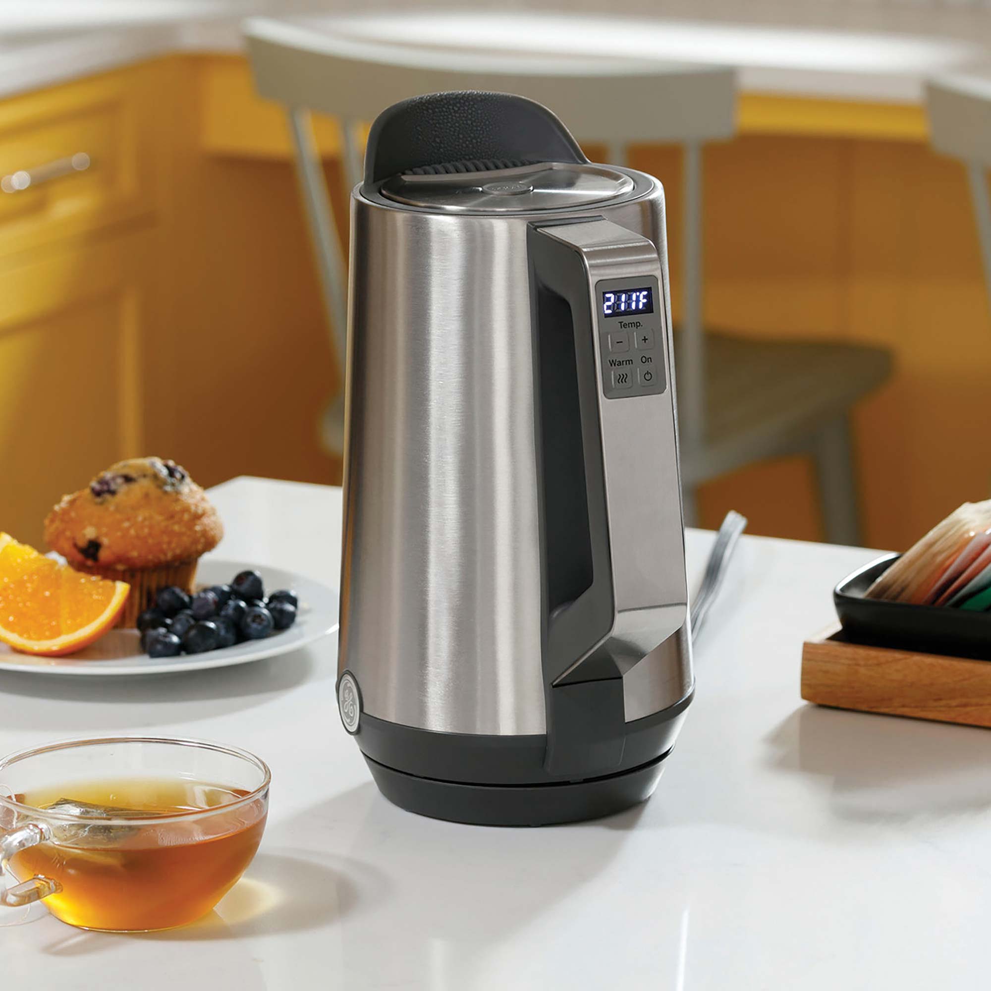 GE 6-Cup Electric Kettle