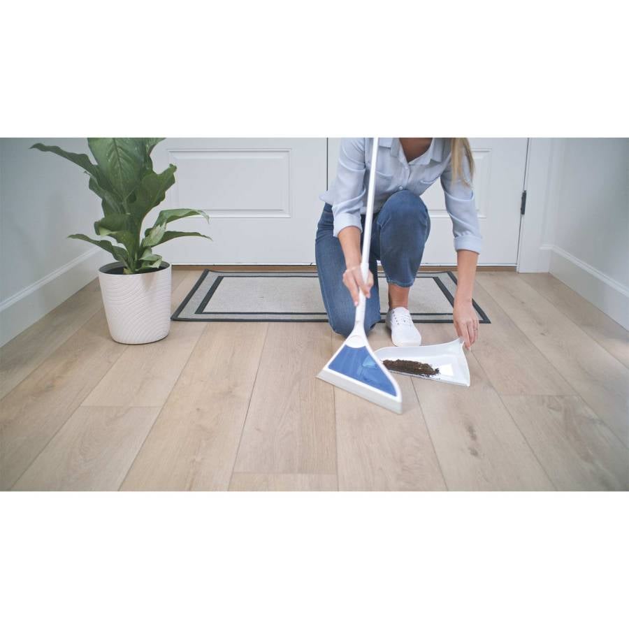 Helio Air Broom