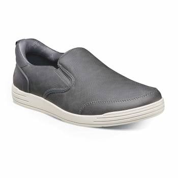 formal dress and casual shoes The Guide On Styling Formal Wear With Sneakers For Men-Bruno Marc