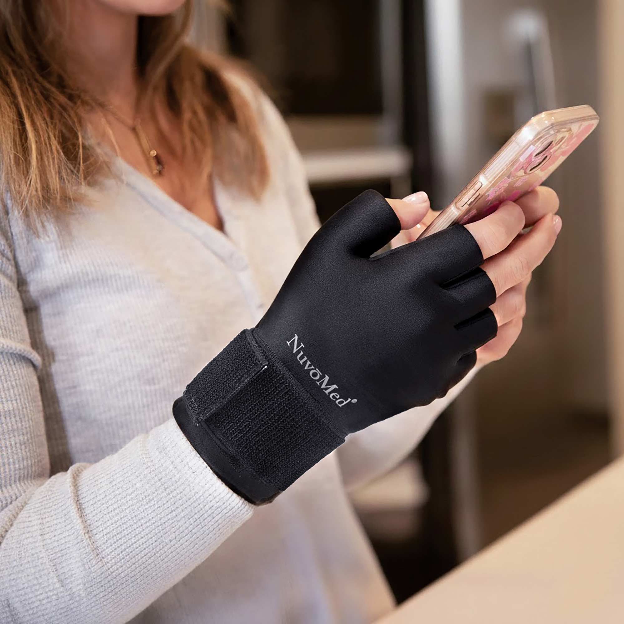 Hot/Cold Compression Glove - 2 Pack