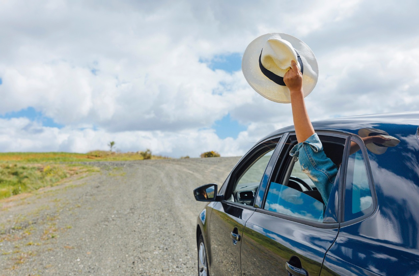 Road, road essentials, things you need in your car, car, car essentials, tools, car tools, tools you need for your car, vehicle, vehicle tools