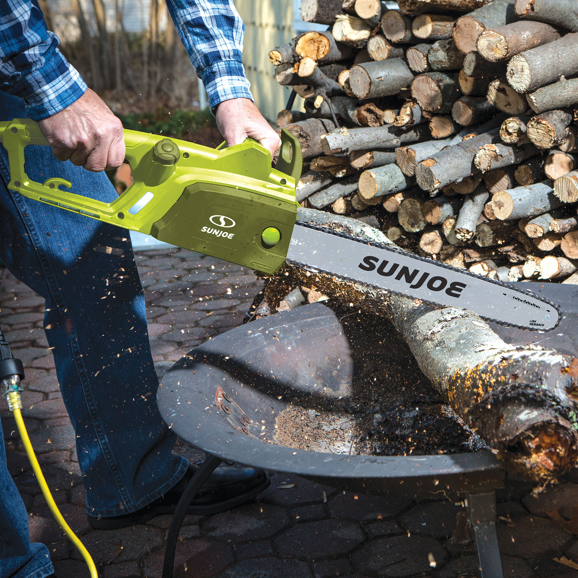 Sun Joe SWJ701E 18 inch Electric Chainsaw