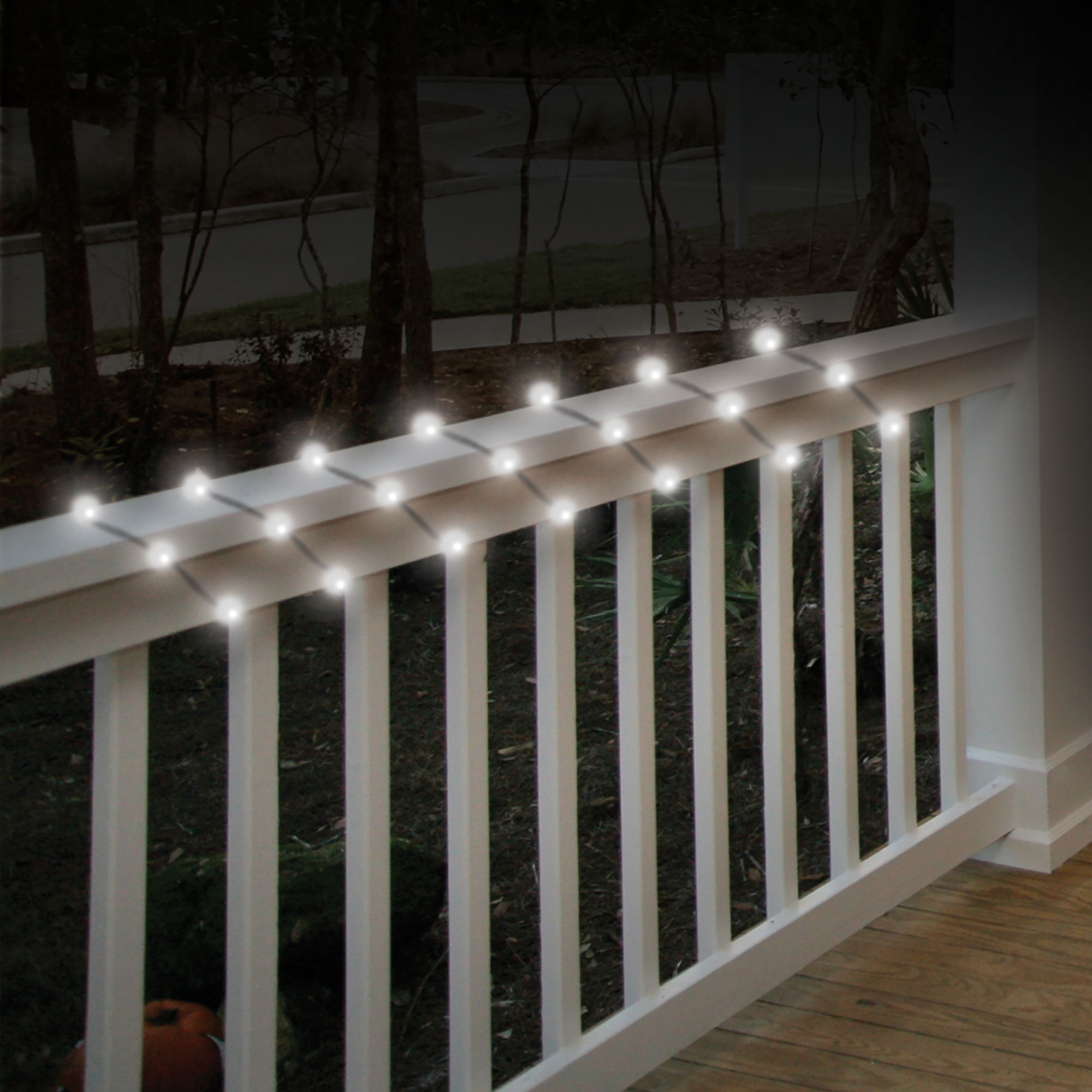Ideaworks 50-Bulb LED Solar String Lights