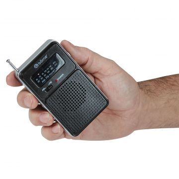 Borne Portable AM/FM Radio