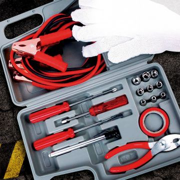 31 Piece Roadside Emergency Tool Set