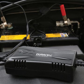 Duracell 2-Amp Smart Auto Charger and Maintainer