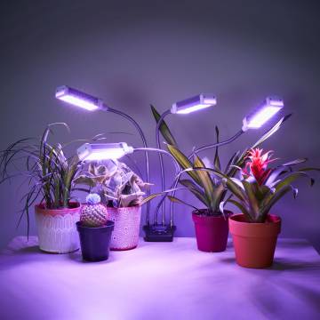 Vogek 4-Light LED Indoor Grow Light with Desk Clip
