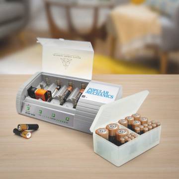 Popular Mechanics Battery Recharger