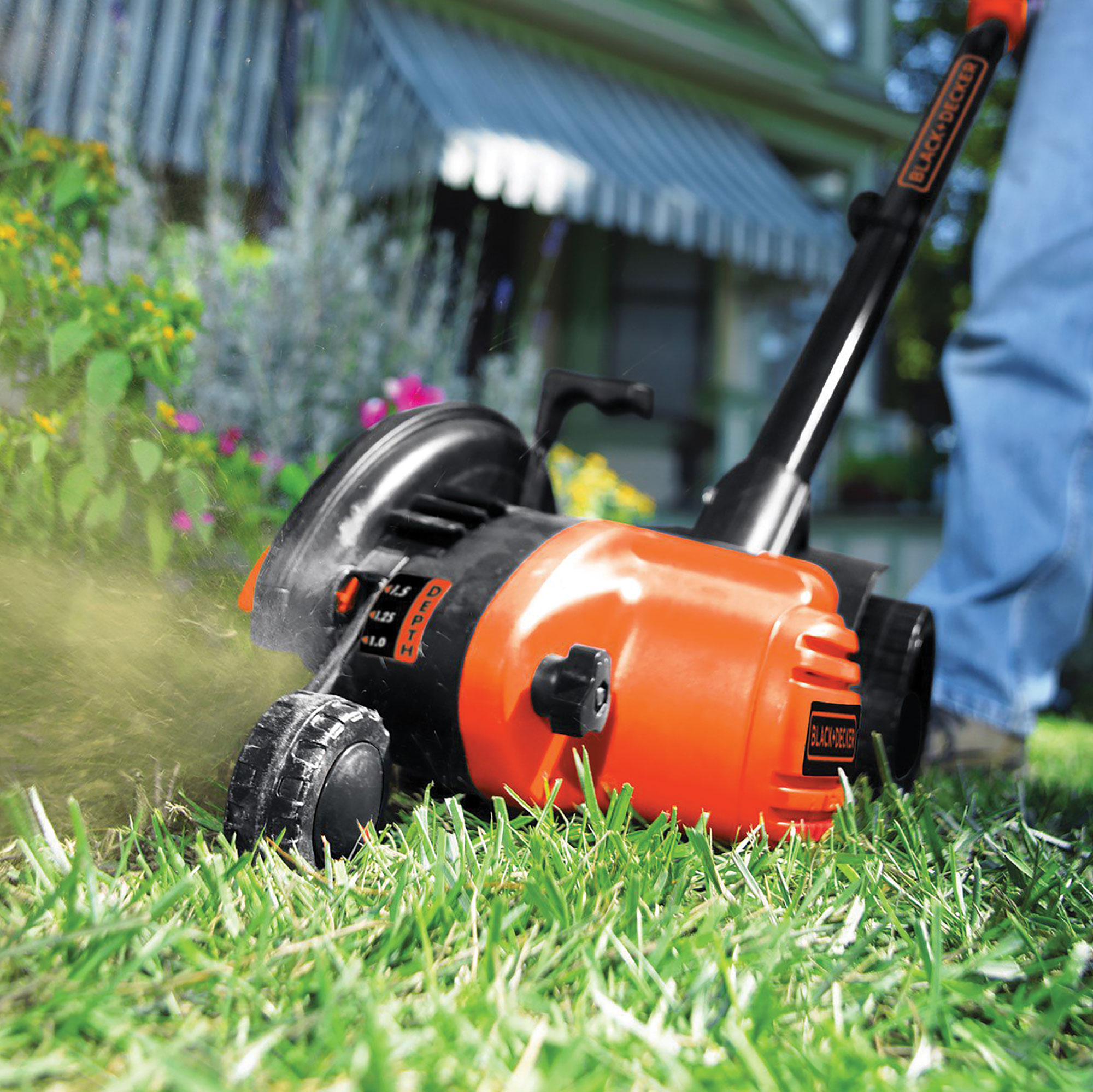Black & Decker 2-in-1 Edger/Trencher