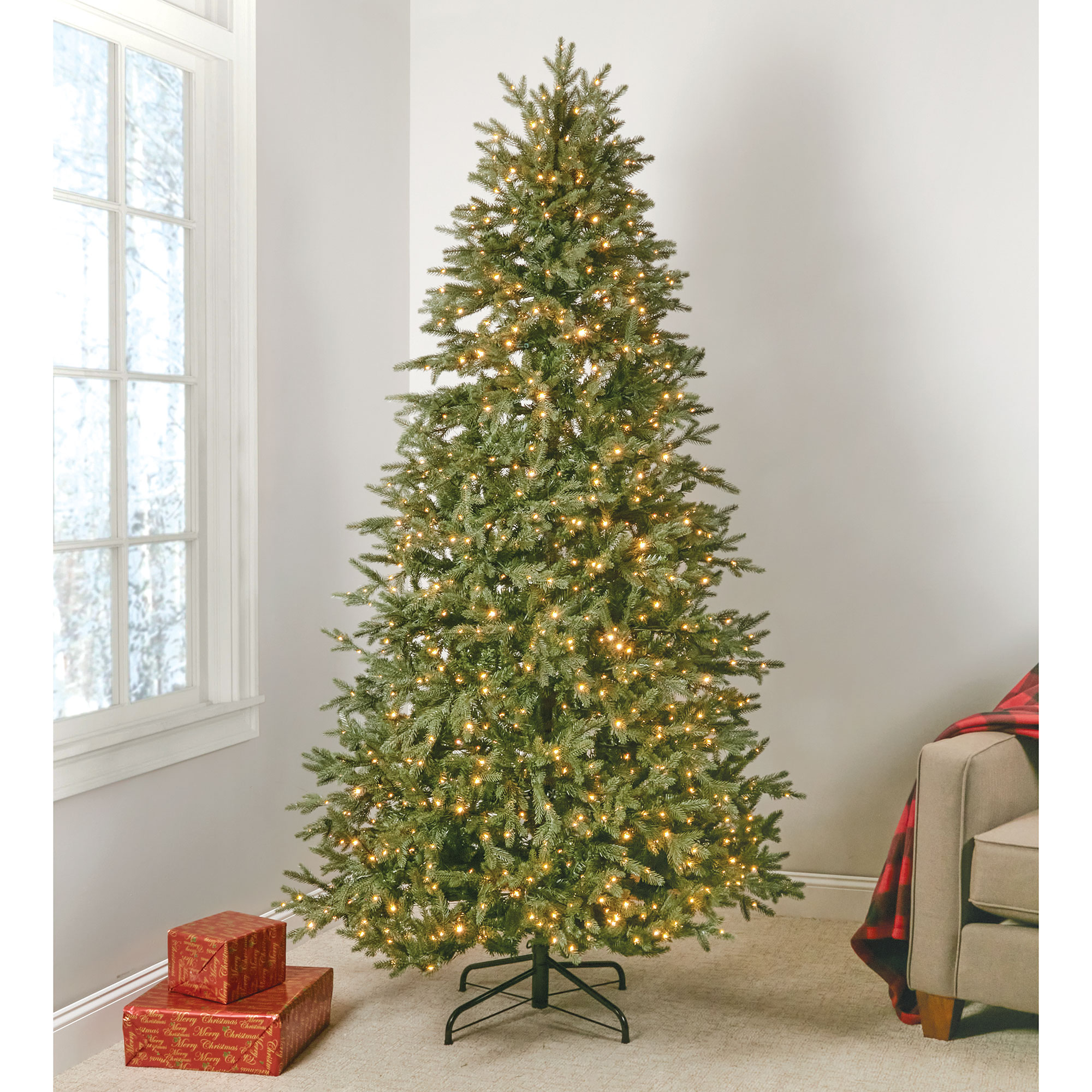 Pre-Lit LED 7.5' Christmas Tree