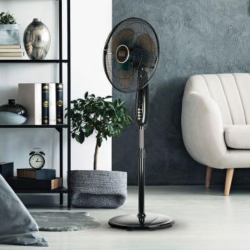Black &amp; Decker Dual-Blade Stand Fan